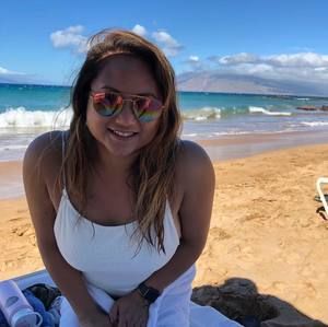 Meet your Posher, Jacqueline